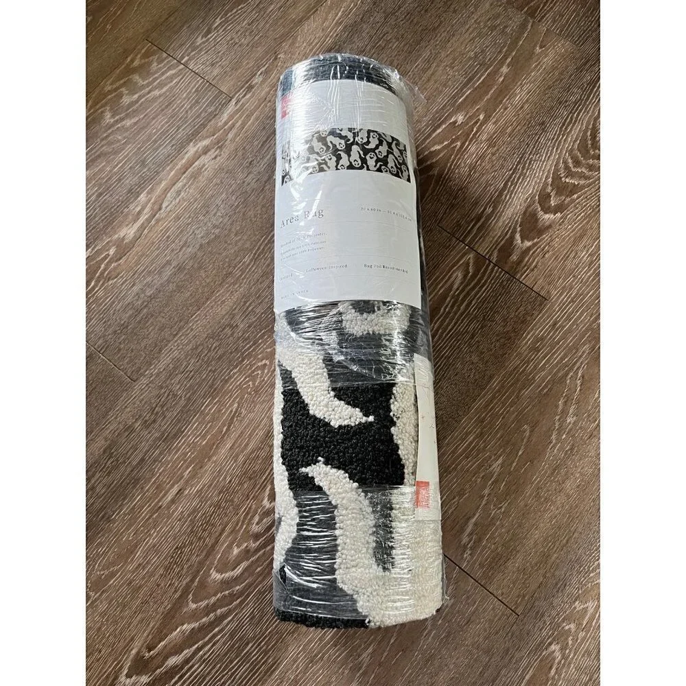 Halloween Ghost Rug - Picture 6 of 6